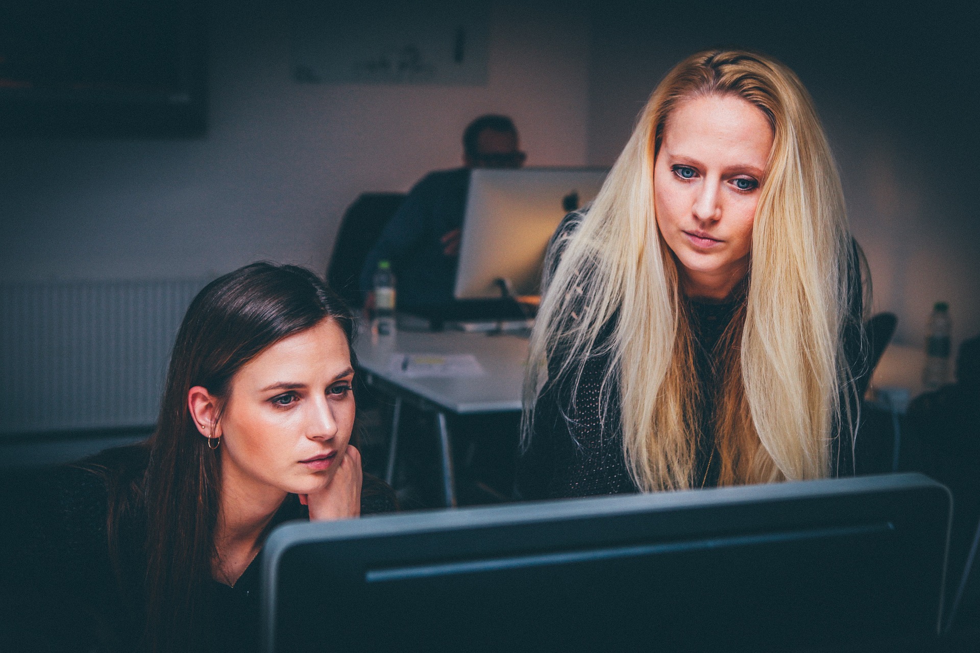 Building Credibility, Sharing & Speaking at Work - Team Leader or Supervisor